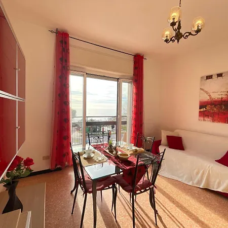 Piazza Doria 3 E 4 Locali Di Fronte Al Mare * Marina dʼAndora